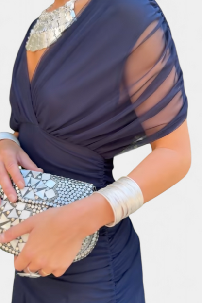 Laluna® | Elegant Dress With V-Neckline