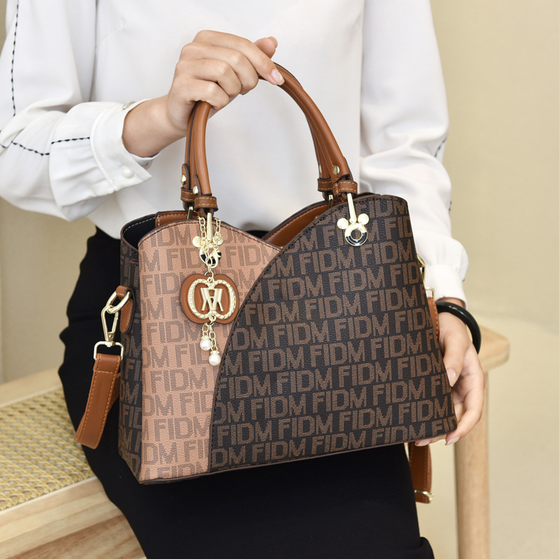 Chic Everyday Handbag