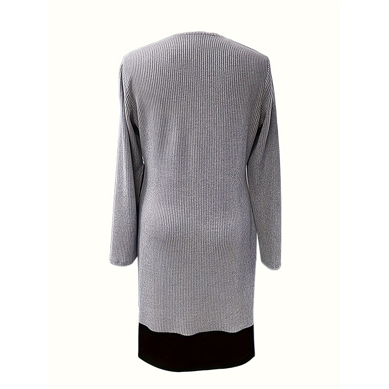 💃🌸 Women’s A-line knee-length dress with a subtle two-piece look